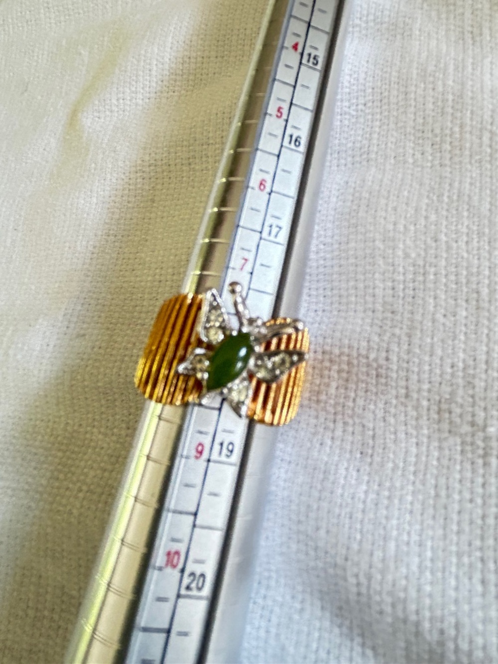Vintage Genuine Jade Butterly Ring - size 8.5